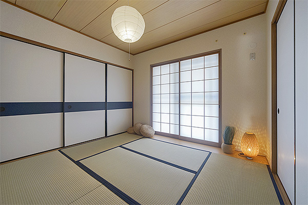 「障子、襖（ふすま）の張り替え